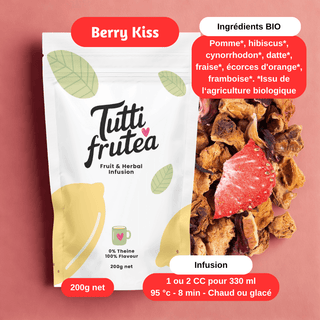 Sachet vrac 200g infusion bio Berry Kiss, mélange gourmand de morceaux de fraises, framboises et baies rouges.