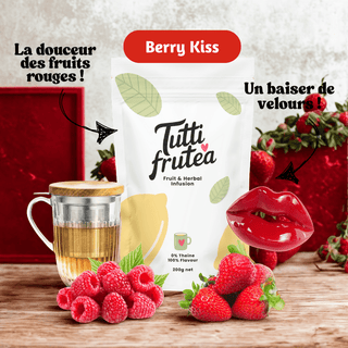 Sachet vrac 200g infusion bio Berry Kiss, mélange gourmand de morceaux de fraises, framboises et baies rouges.