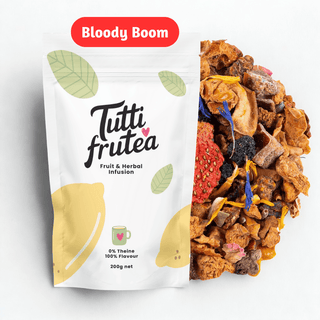 Sachet vrac 200g infusion Bloody Boom, mélange de fruits rouges, écorces d'orange sanguine et pépins de grenade.