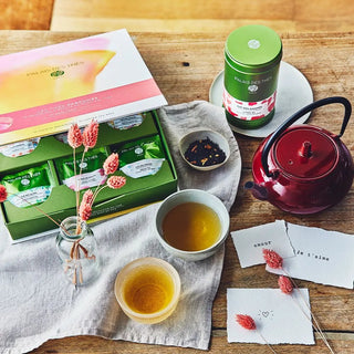 COFFRET "LES THÉS PARFUMÉS" - 9 Créations Iconiques - PALAIS DES THÉS - 45 Mousselines - Coffret - PALAIS DES THES - Tuttifrutea.com