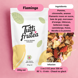 Sachet vrac 200g infusion Flamingo, mélange rose et ensoleillé de morceaux d'ananas, de pêche et de fraises séchées.